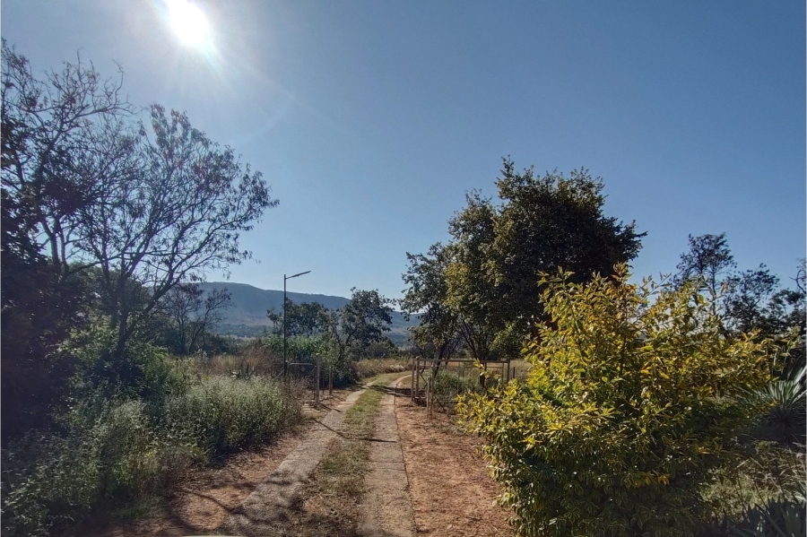 4 Bedroom Property for Sale in Leeuwenkloof North West